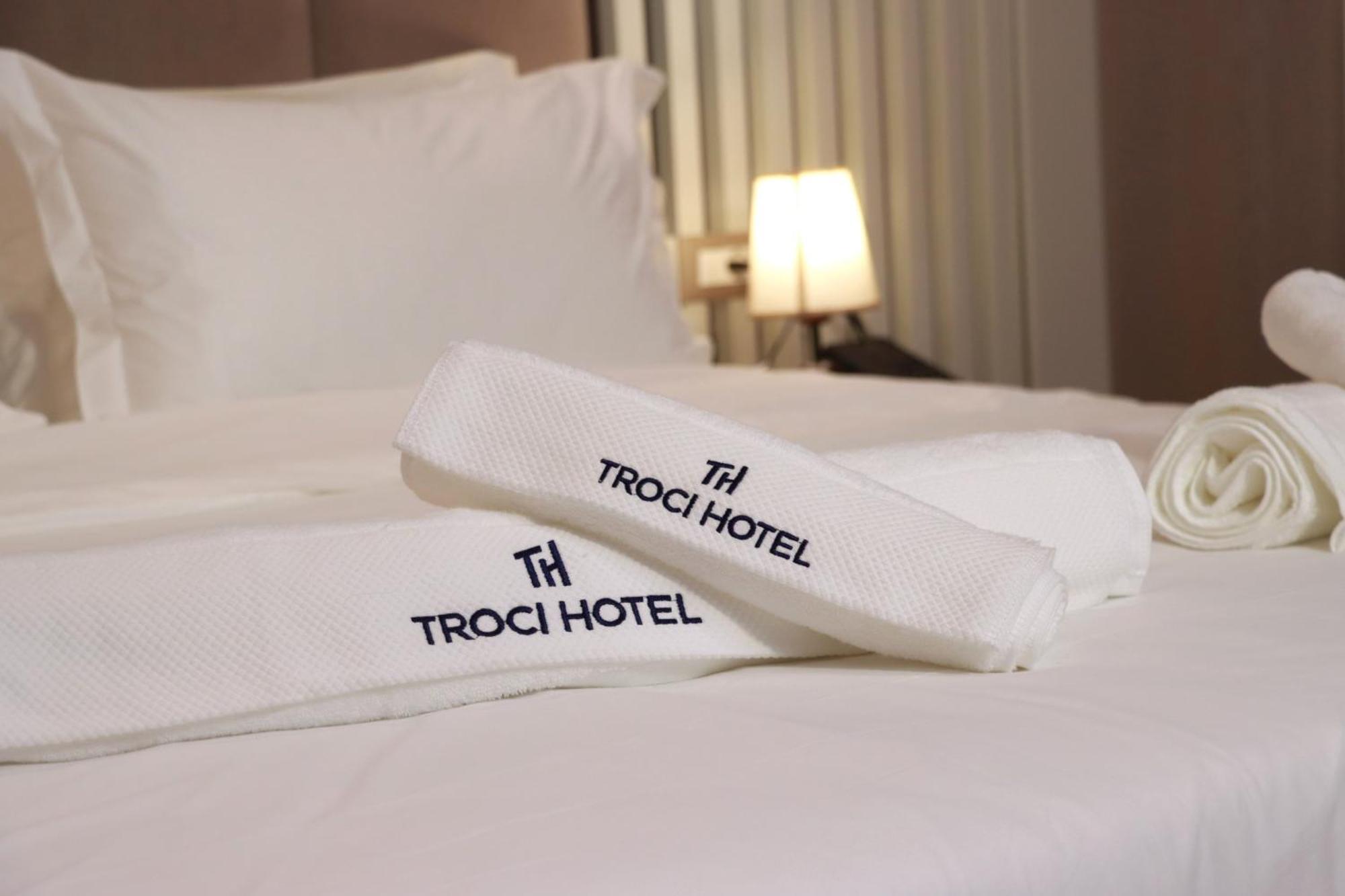 Troci Hotel Kamez Exterior photo